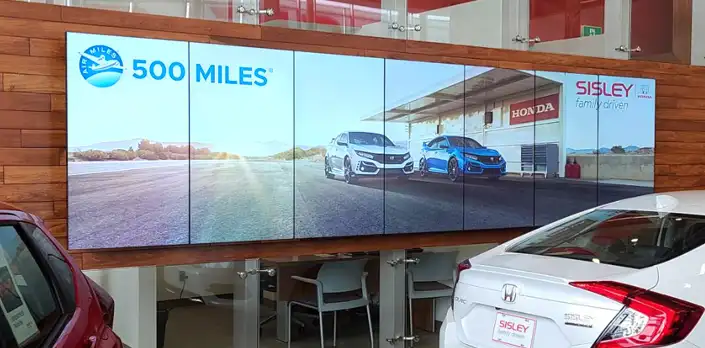 automotive digital signage